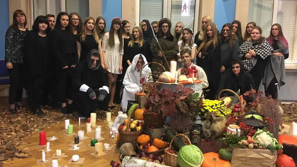 dziady konin sztuka uczniów - Sławomir Zasadzki