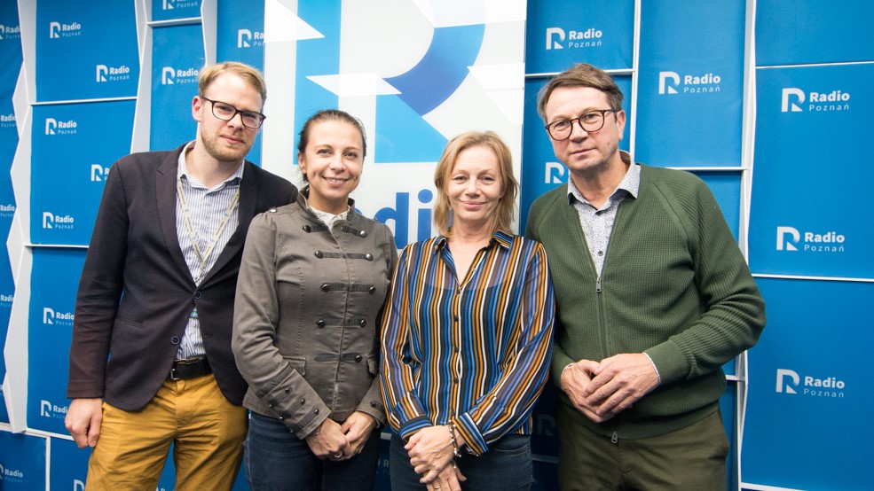 piotr cyrwus mała czarna - Wojtek Wardejn