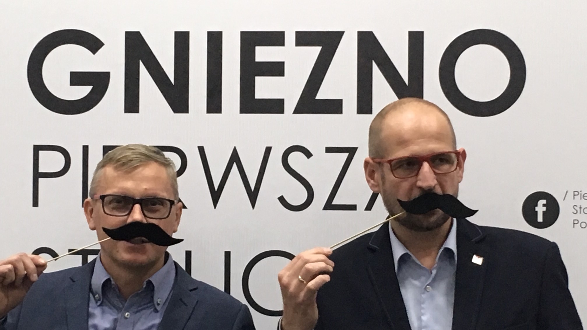 święto niepodległości z wąsami - gniezno - Rafał Muniak