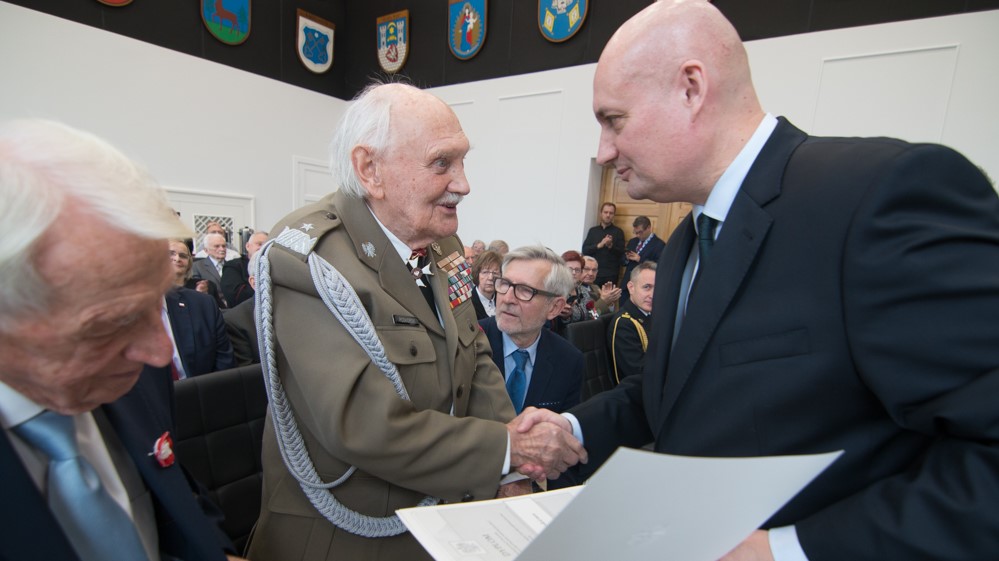 medale zbigniew hoffmann 100 lat niepodległości - Wojtek Wardejn