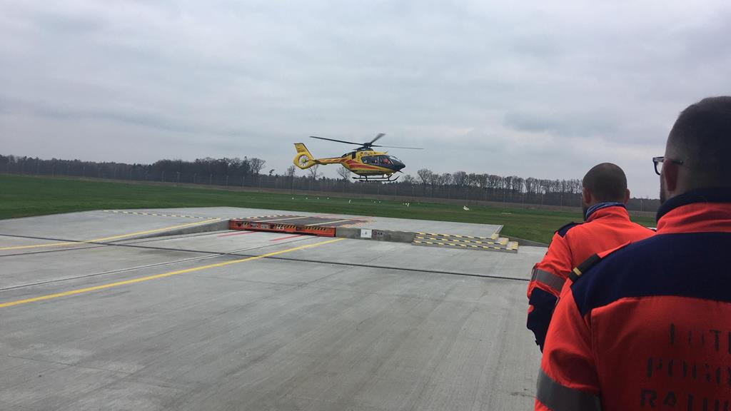 lotnicze pogotowie ratunkowe michałków otwarcie bazy - Danuta Synkiewicz