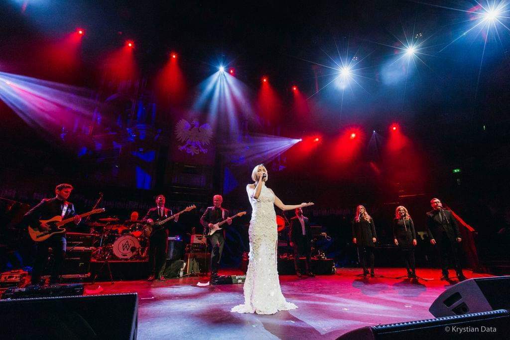 received_202736553938102 - Anna Wyszkoni, Facebook