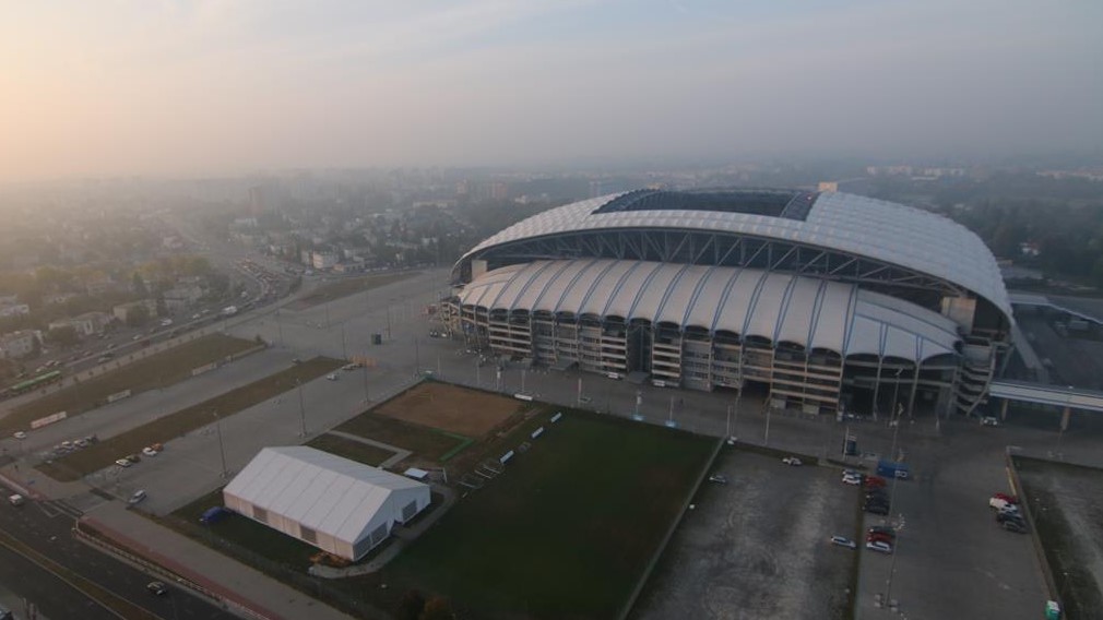stadion z lotu ptaka lech poznań  bługarska - archiwum