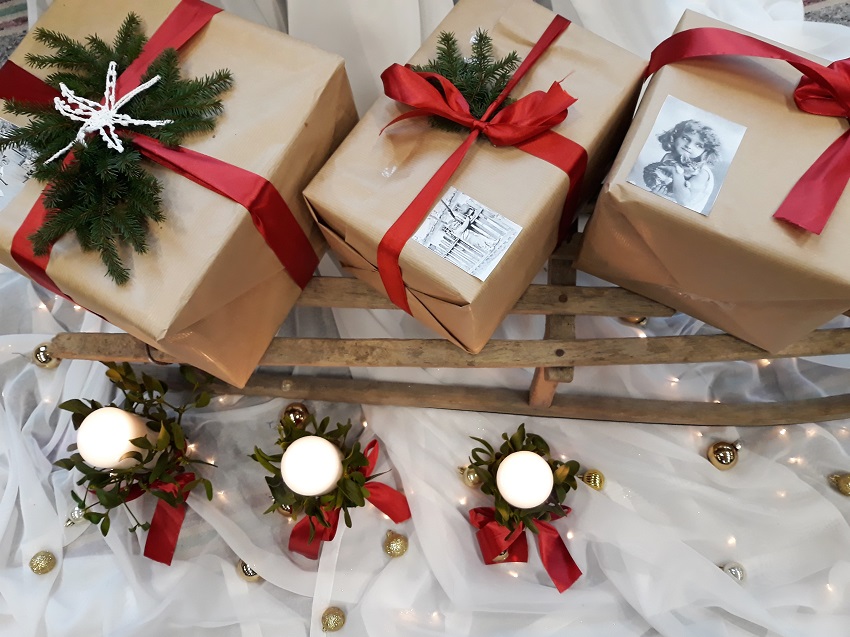 paczki święta prezenty - Materiały prasowe