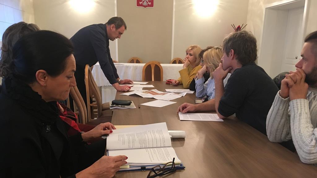 nekla dyskusja samorządu z mieszkańcami - Rafał Regulski - Radio Poznań