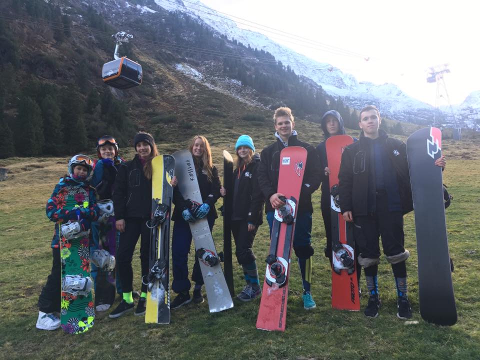 snowboardziści z Poznania extremalta - FB: Extremalta