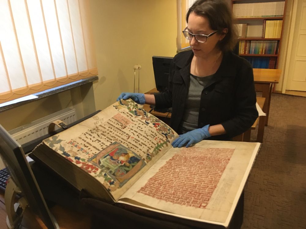 manuskrypty Gniezno spis - Rafał Muniak - Radio Poznań