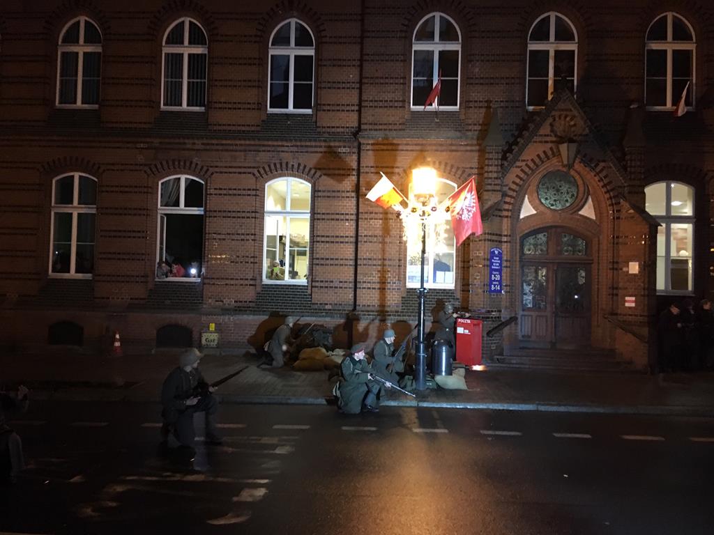 rekonstrukcja gniezno 2018 koszary - Rafał Muniak - Radio Poznań