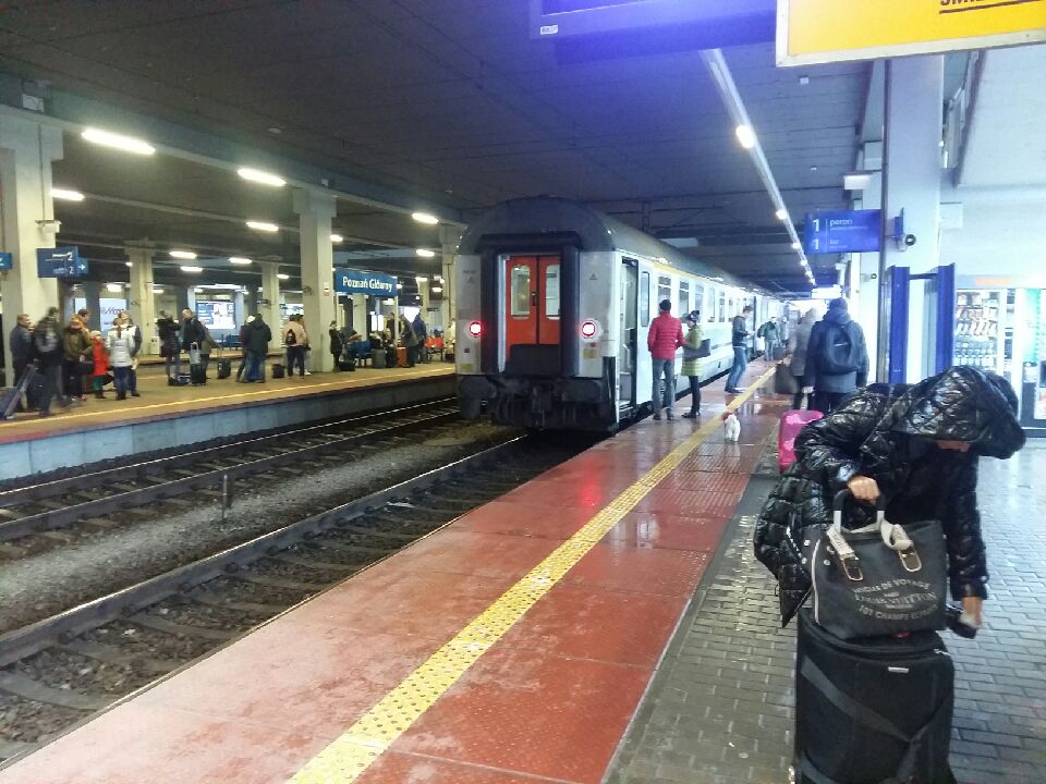 dworzec Poznań wyjazdy - Magdalena Konieczna - Radio Poznań