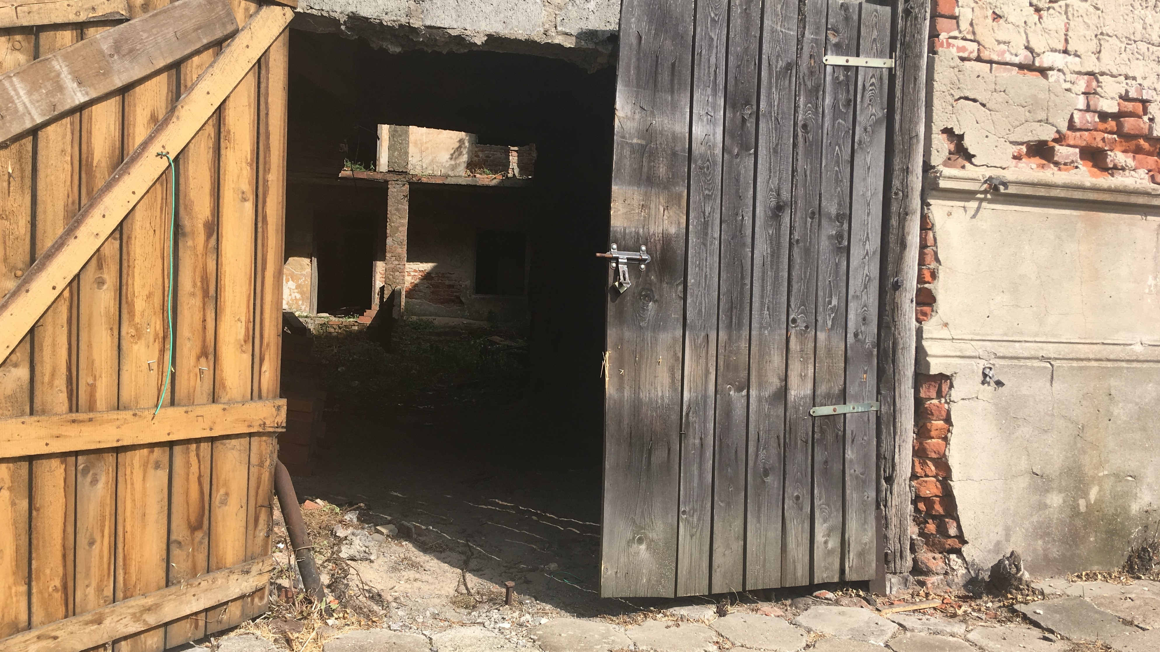 kamienica Essowa - Sławomir Zasadzki - Radio Poznań