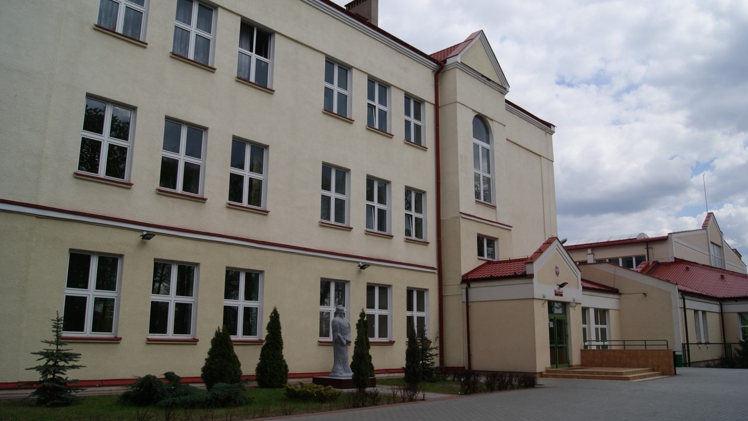 Szkoła Podstawowa Nr 1 im. Stanisława Konarskiego - kolo.pl