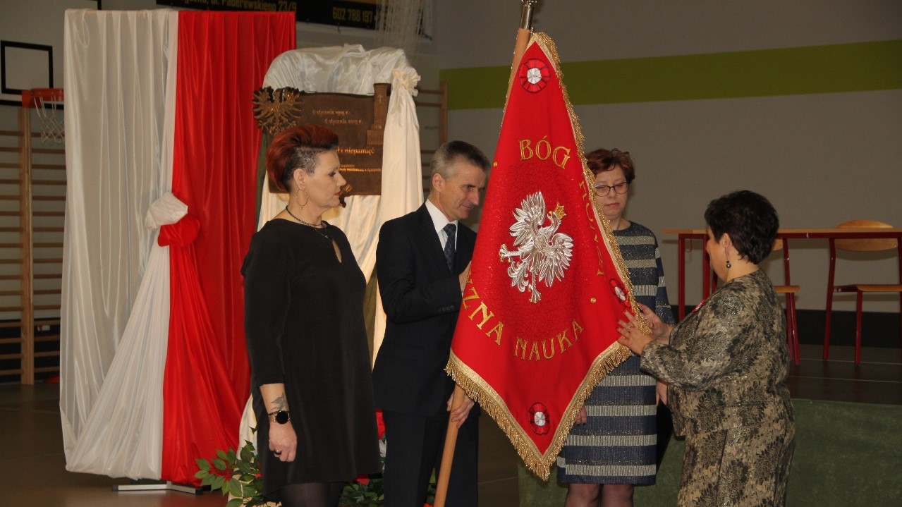 szkoła ryczywół powstańcy wielkopolscy patron - Iwona Kowalska