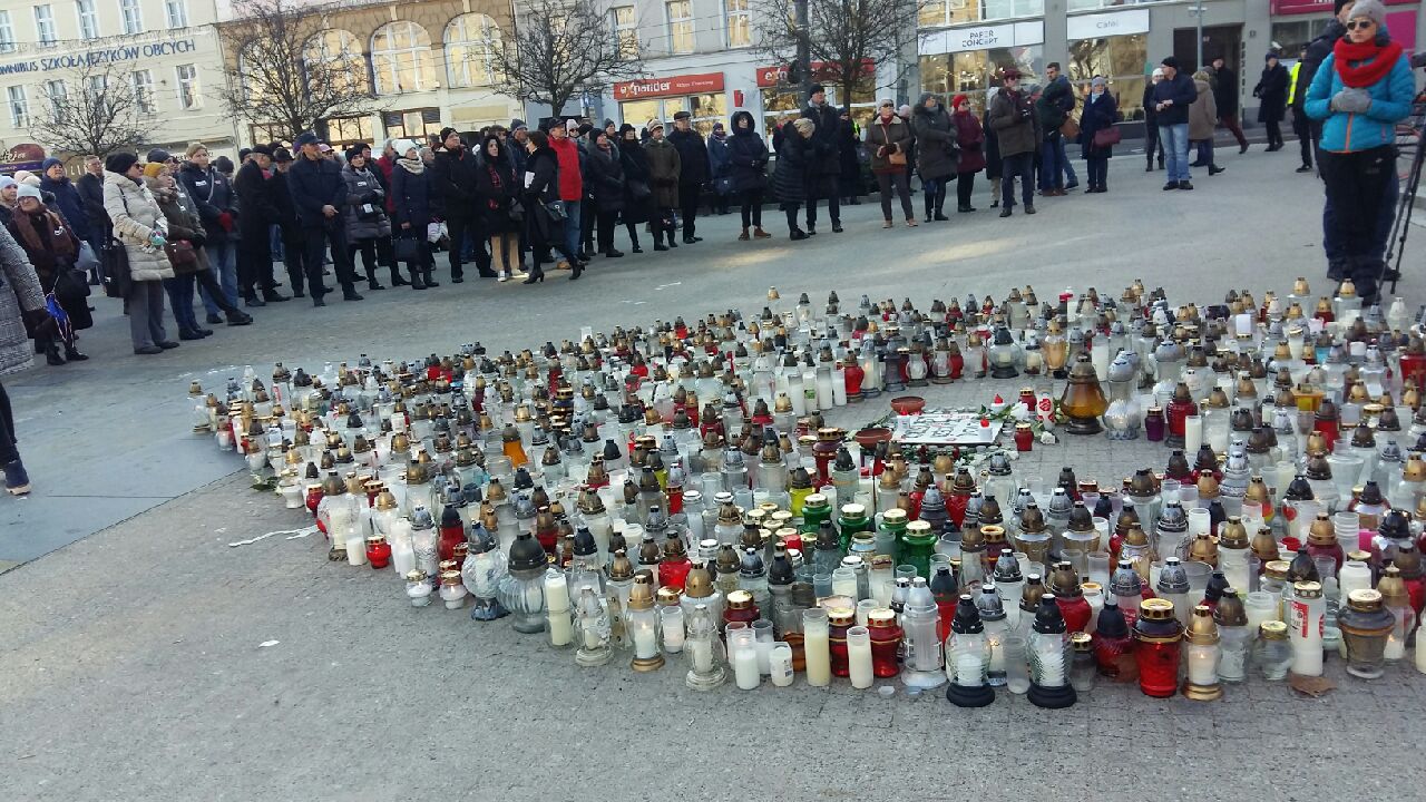 plac wolności adamowicz pogrzeb - Magda Konieczna - Radio Poznań