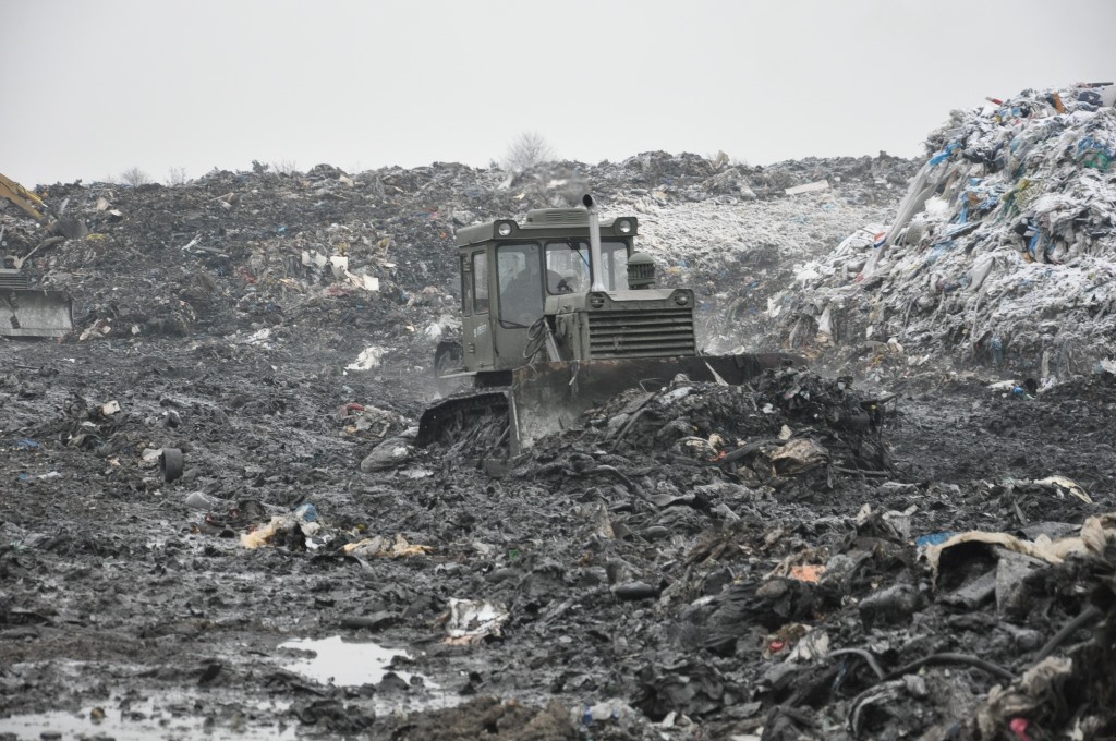 Wojsko pysząca pożar  - 16 JAROCIŃSKI BATALION REMONTU LOTNISK