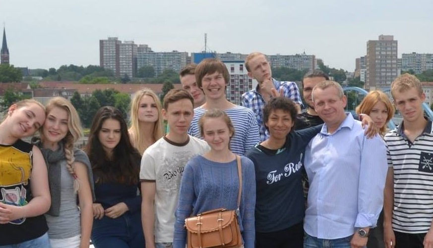 Tomasz Omański wraz z zespołem Polskiego Centrum Kultury w Kaliningradzie, Rosja - PCK 