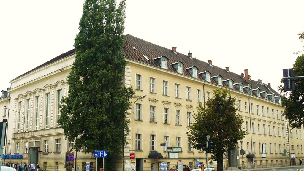 wielkopolska izba rzemieślnicza - Wikipedia/MOs810 