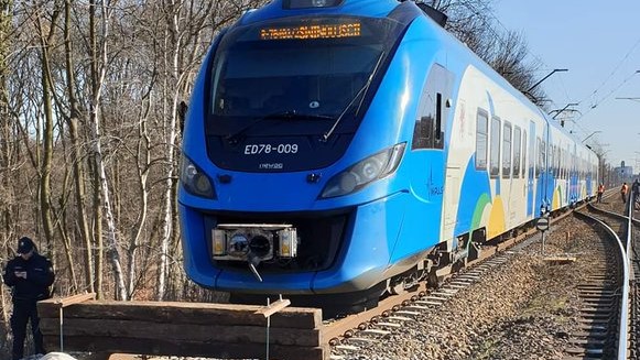 wykolejenie pociągu poznań -  Paweł dla @Poznan_Leszno