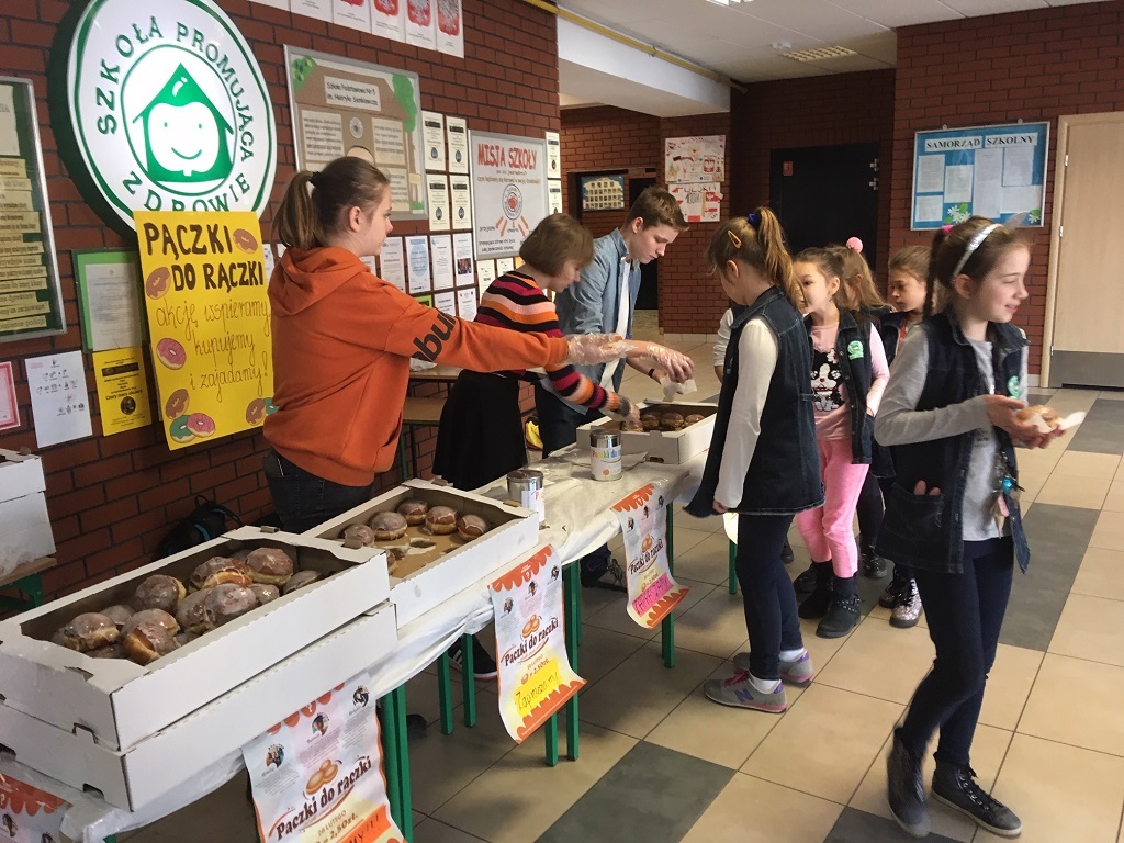 Pączki do rączki - Jacek Marciniak