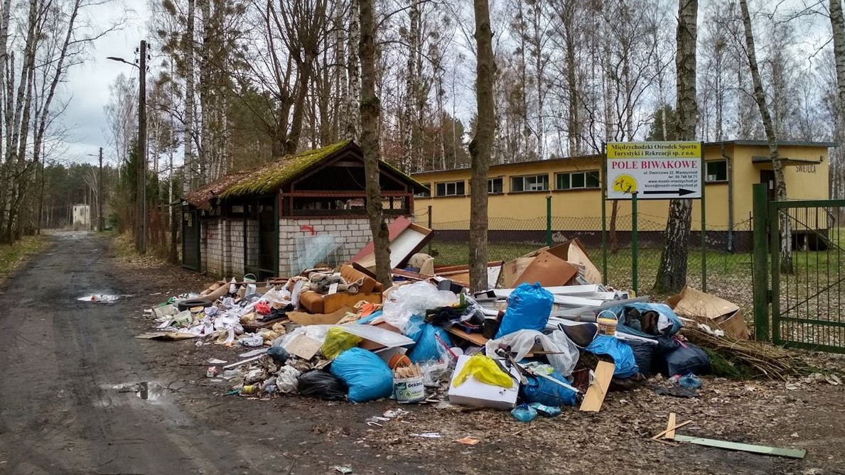 śmieci międzychód po remoncie - Kacper Witt