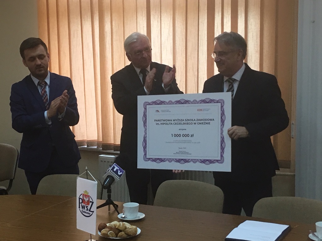 pwsz gniezno nagroda - Rafał Muniak