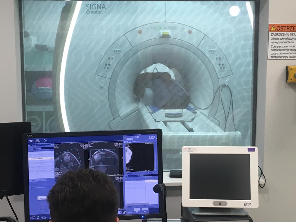 śrem badanie rezonansem magnetycznym  - Rafał Regulski