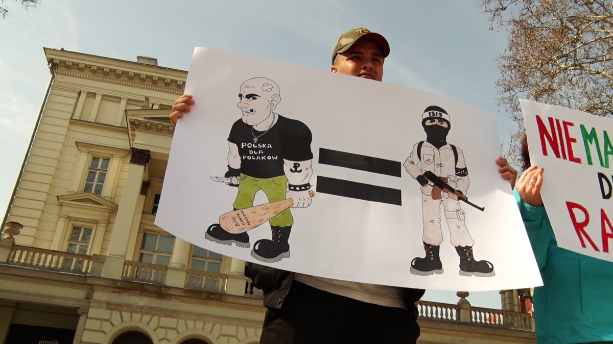 islam protest baner - Wojtek Wardejn