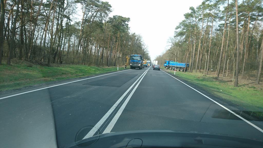 droga dk 11 łatanie dziur - Mikołaj