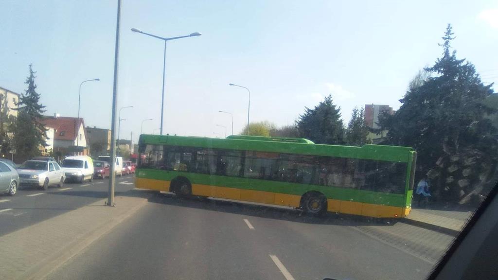 autobus mpk ukrainiec pod prąd - Facebook Spotted: MPK Poznań