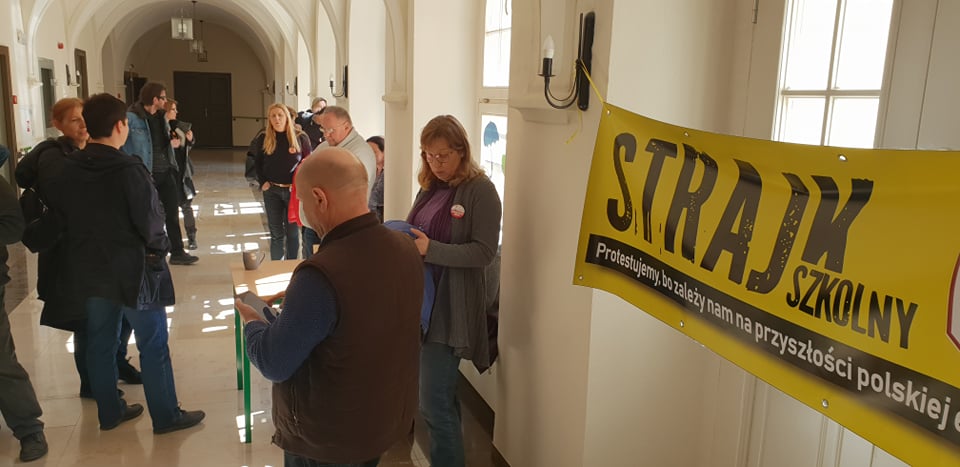 owińska egzamin strajk - Michał Jędrkowiak