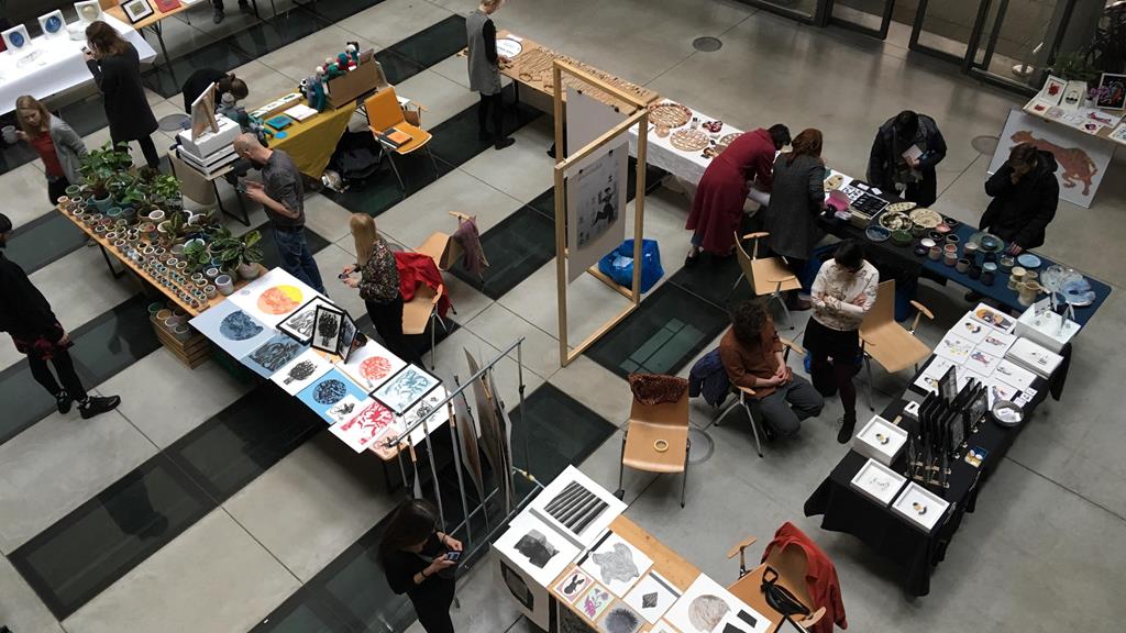 Uniwersytet Artystyczny wystawa młodych studentów - Jacek Butlewski