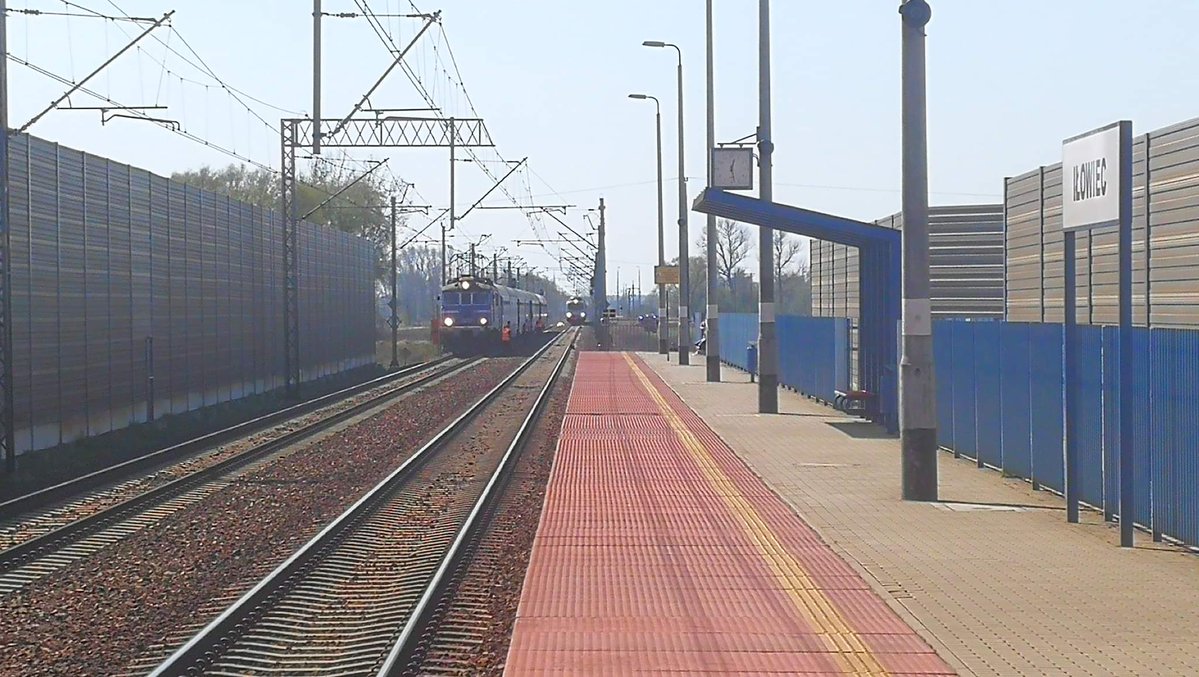 Iłówiec potrącenie intercity - TT:@Poznan_Leszno/Patryk