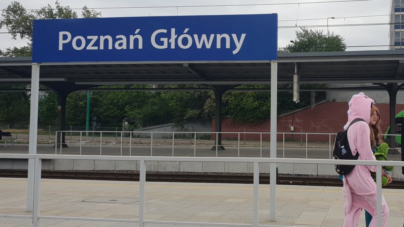 pyrkon uczestnicy wracają dworzec główny - Michał Jędrkowiak