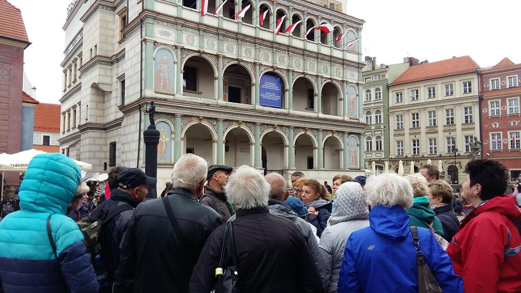 Poznań za pół ceny rynek zwiedzanie turyści - Magdalena Konieczna