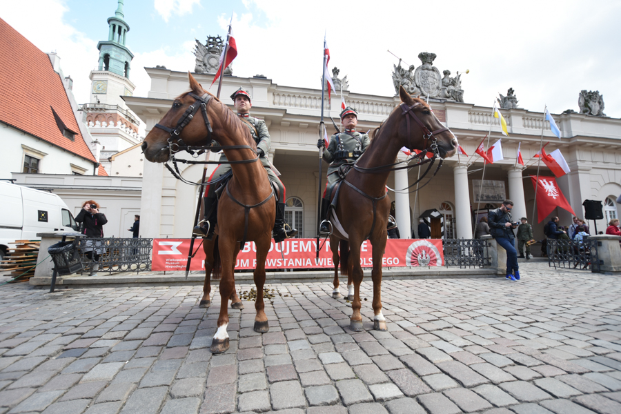 ułani stary rynek - wojtek wardejn