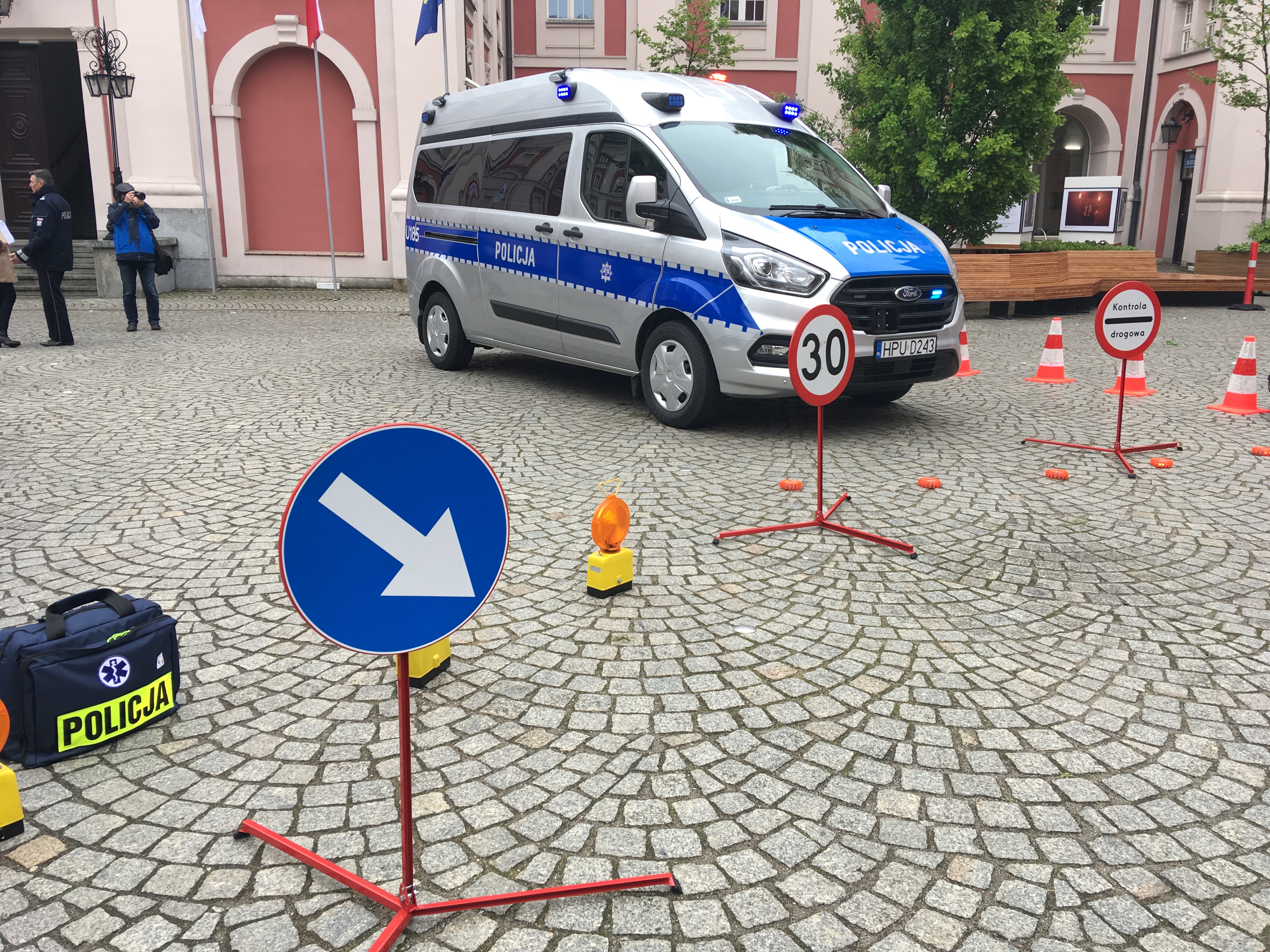 policyjne auto - Adam Michalkiewicz