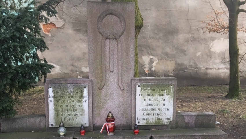 pomnik żołnierzy armii czerwonej leszno - Archiwum
