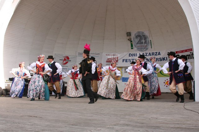 Zespół folklorystyczny \"Wielkopolanie\" - folklor.pl