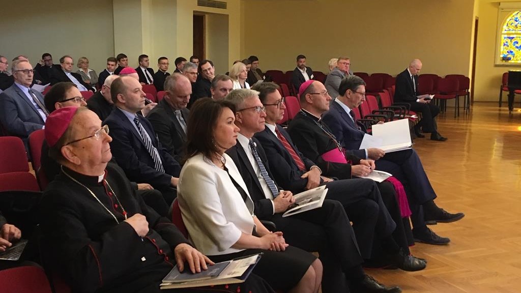 Obchody w Gnieźnie pierwsza pielgrzymka jana pawła ii - Rafał Muniak