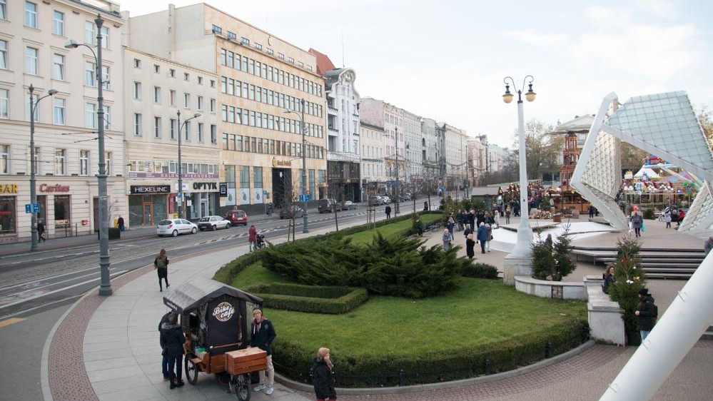 plac wolności pogląd  - Wojtek Wardejn