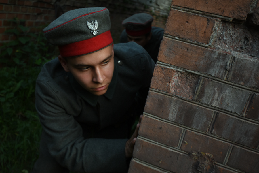 film o powstaniu wlkp - Wojtek Wardejn