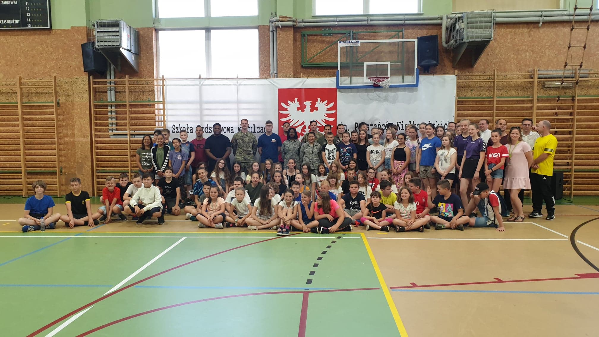 amerykańscy żołnierze szkoła tulce - Michał Jędrkowiak