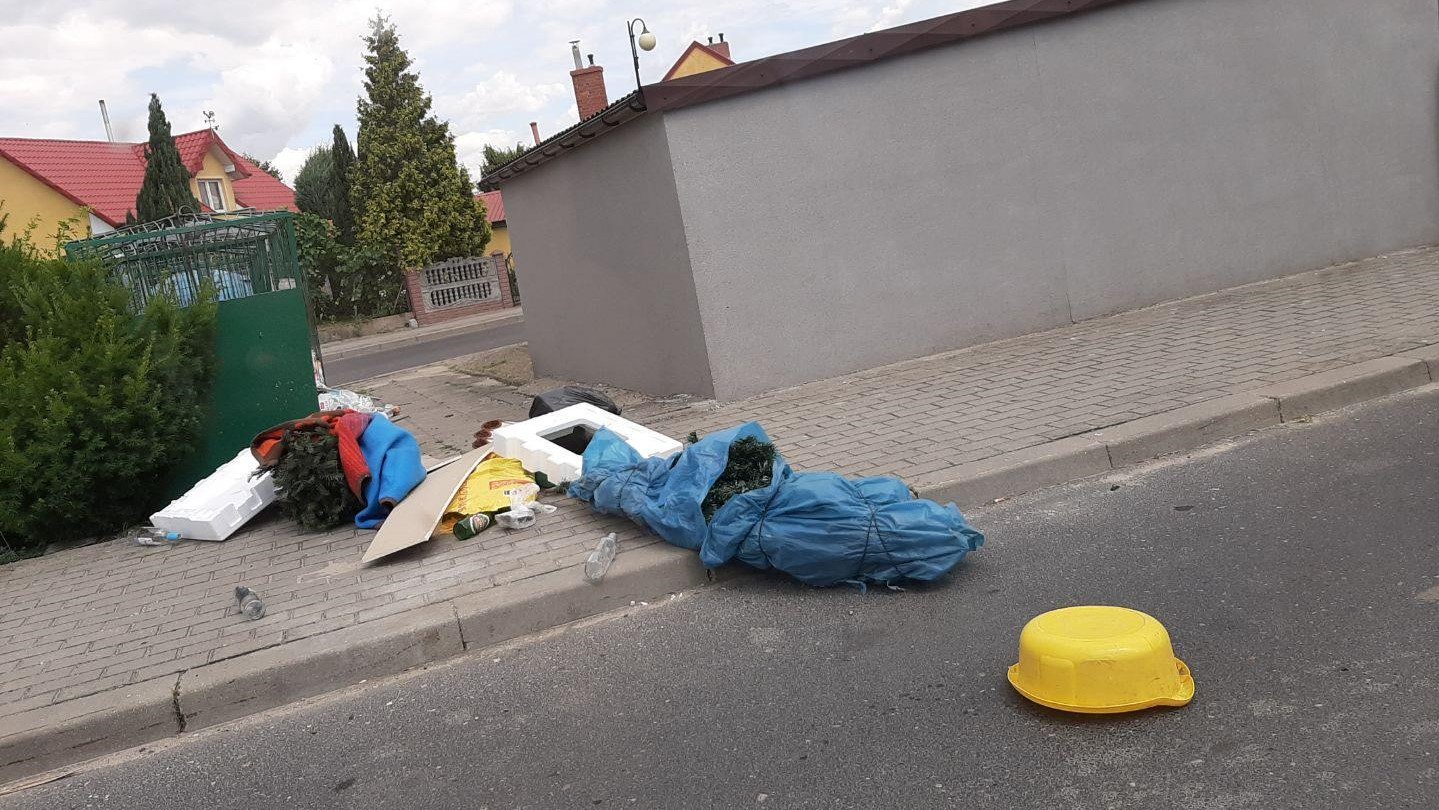 śmieci w kleczewie galeria wstydu - FB: Mariusz Musiałowski
