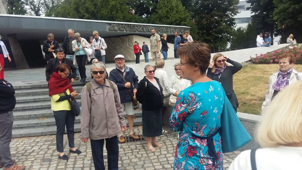 niedzielne przechadzki z przewodnikiem - Magdalena Konieczna