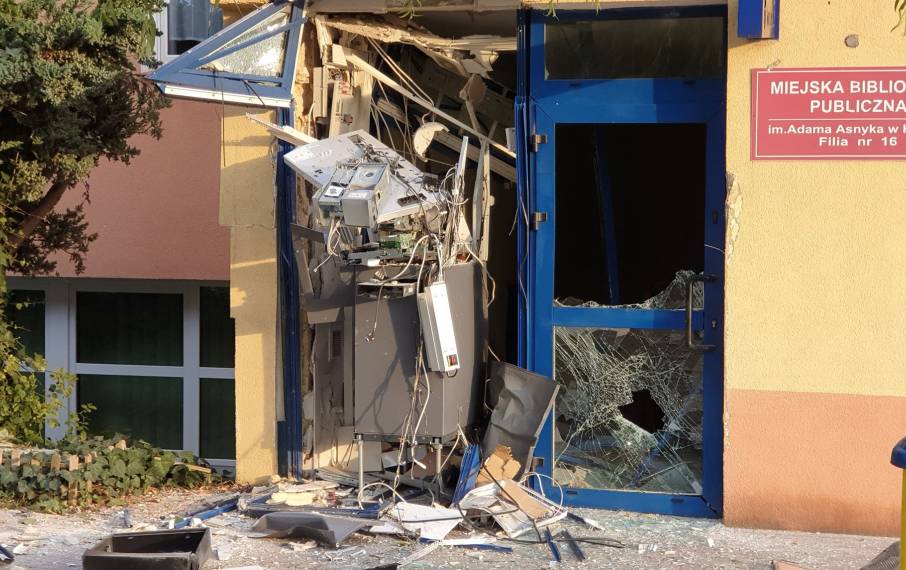 wysadzony bankomat kalisz - faktykaliskie.pl