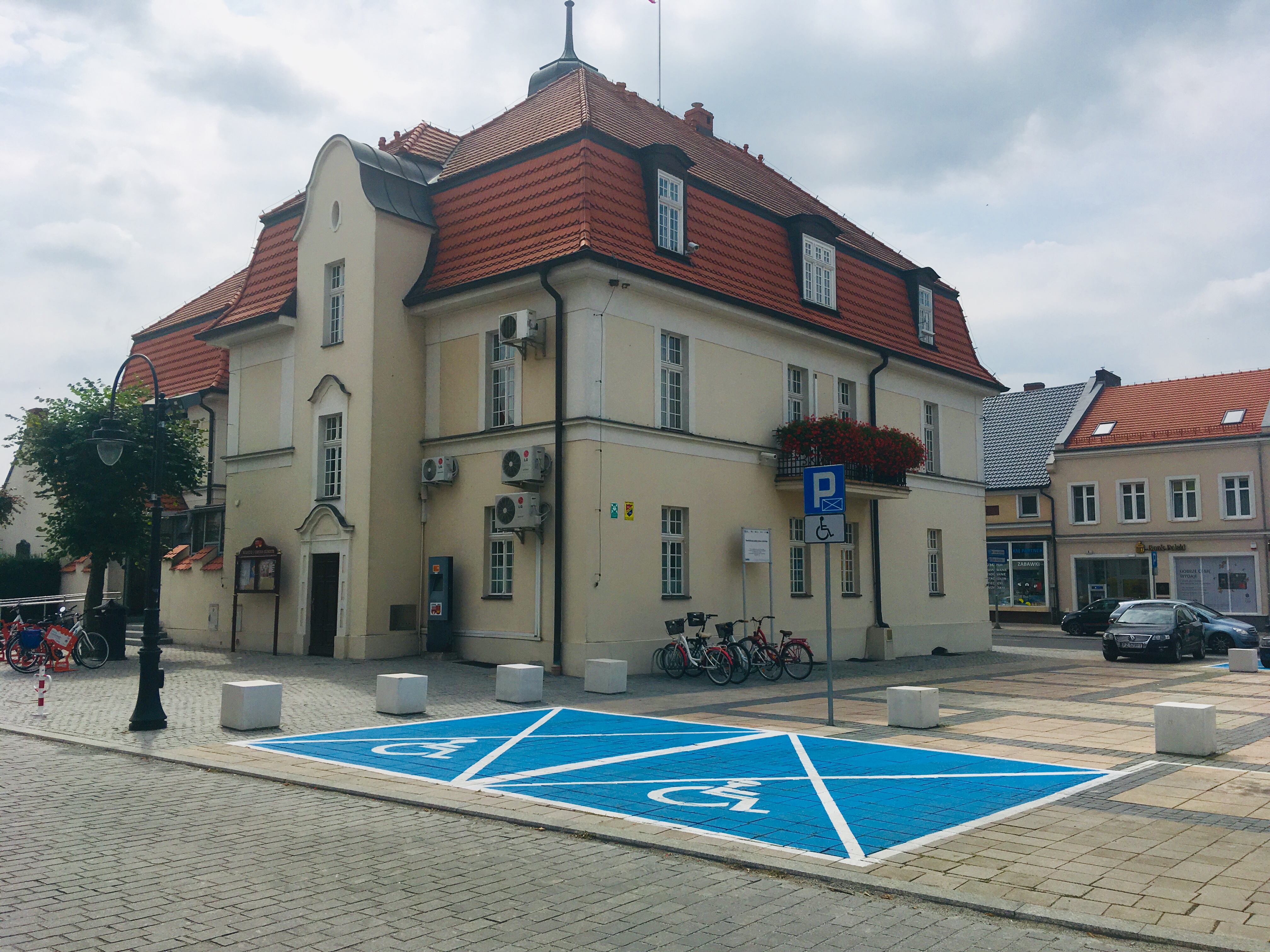 ratusz kórnik - Adam Michalkiewicz