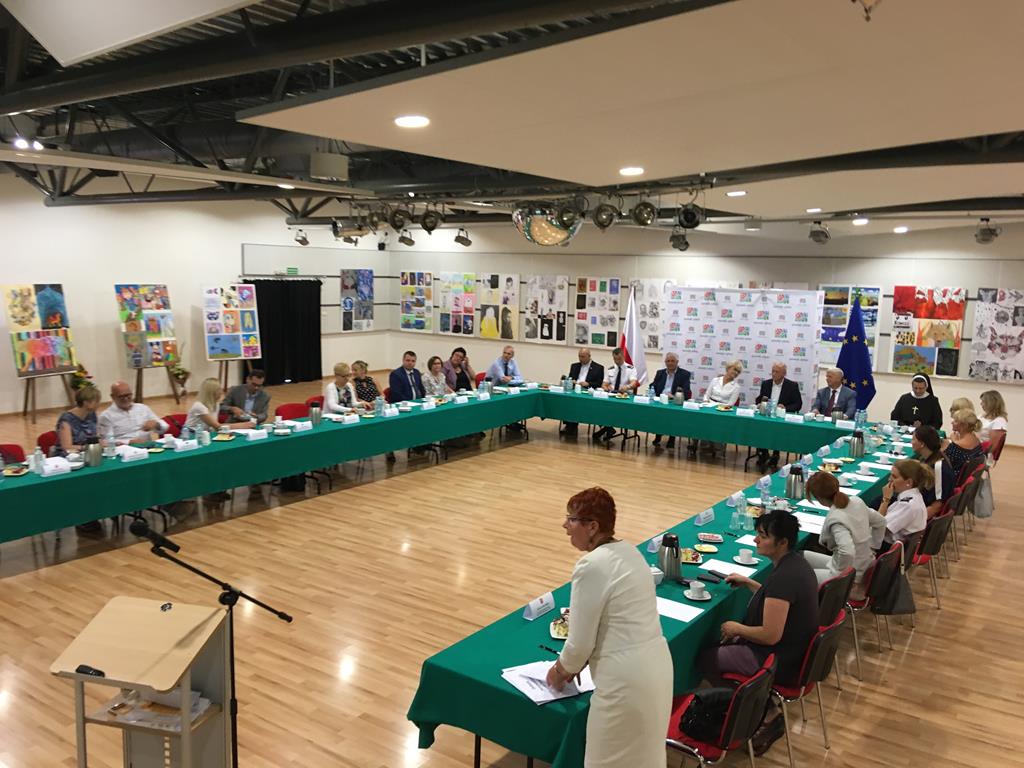 okrągły stół edukacja piła - Przemysław Stochaj