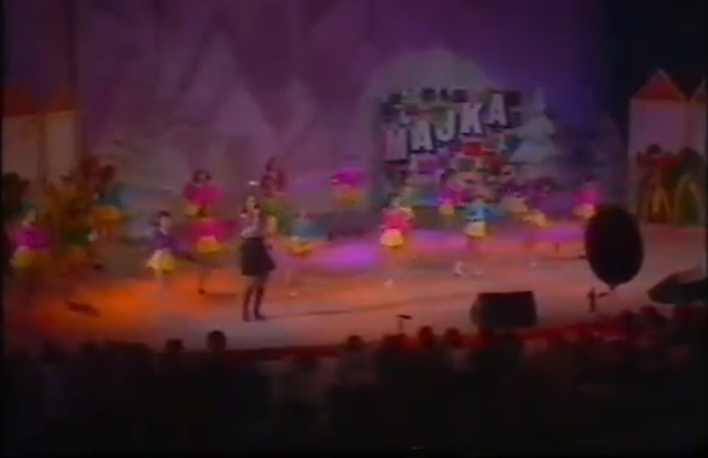 muzyczny music box - YouTube