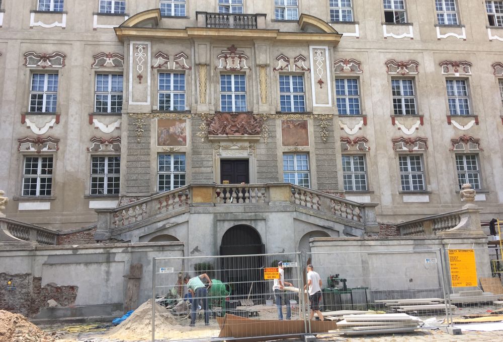 zamek rydzyna remont - Jacek Marciniak