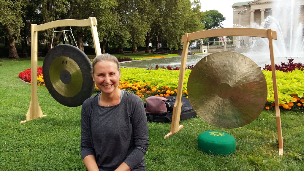 joga w parku gong mickiewicza - Magda Konieczna