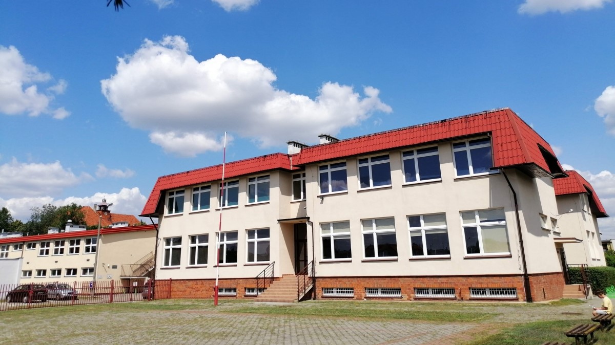 Zespół Szkół Ekonomicznych w Śremie - Zespół Szkół Ekonomicznych w Śremie